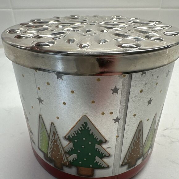 Bath & Body Works 'Tis The Season 3-Wick Candle With Lid Holiday Christmas - Picture 3 of 9